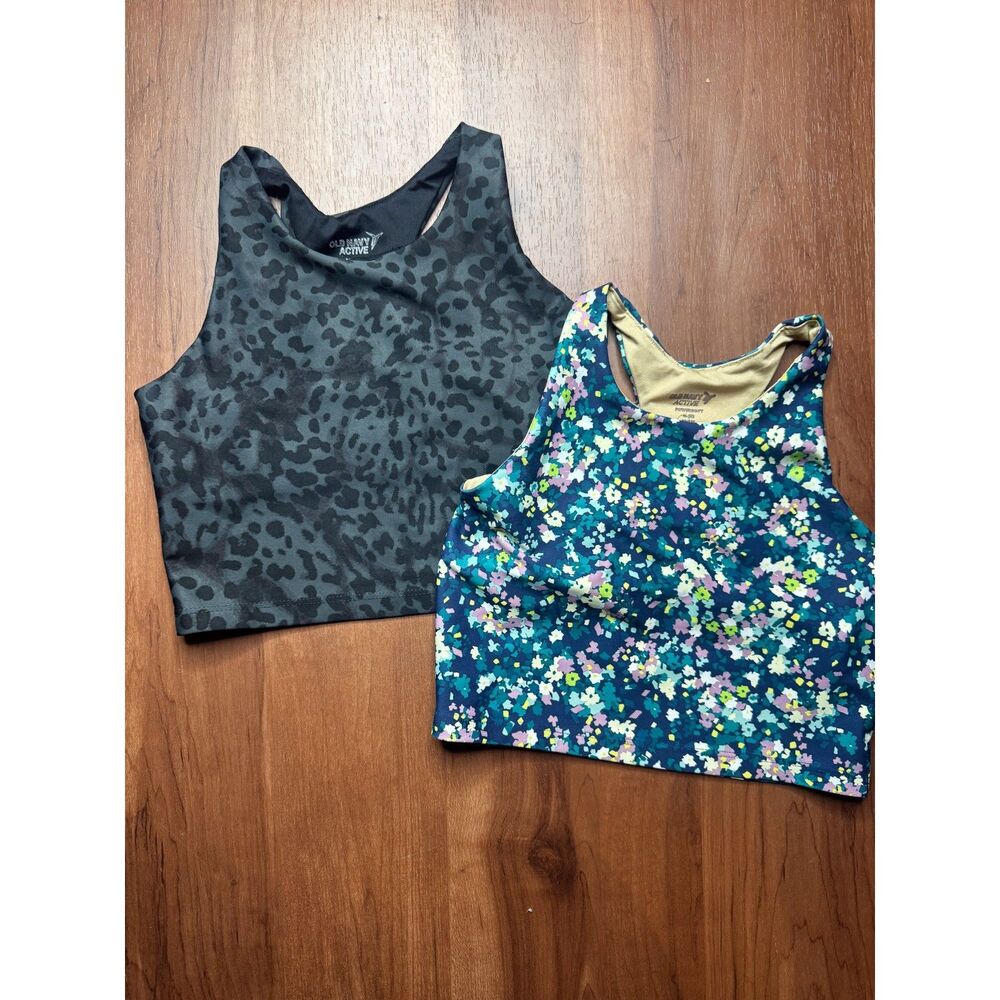 Old Navy Long Sports Bras - Size Medium(8)
